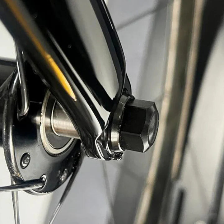 15M8 Hub Bolts by Runwell - Black/Silver