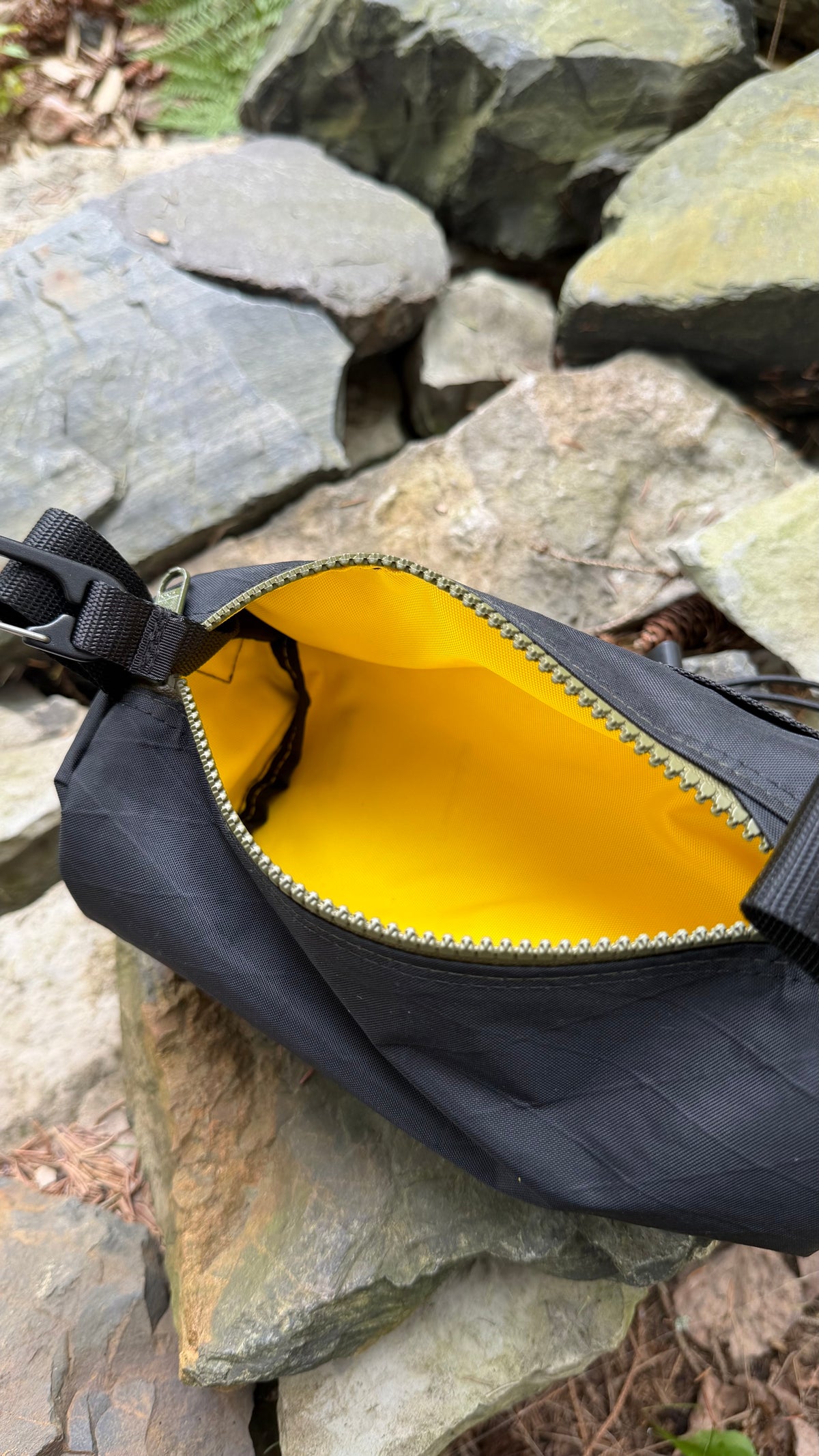 Turbo Synthé Handlebar bag by Yamaska Designs