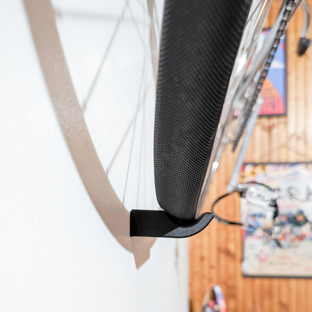 Wall mount for online carbon road bike